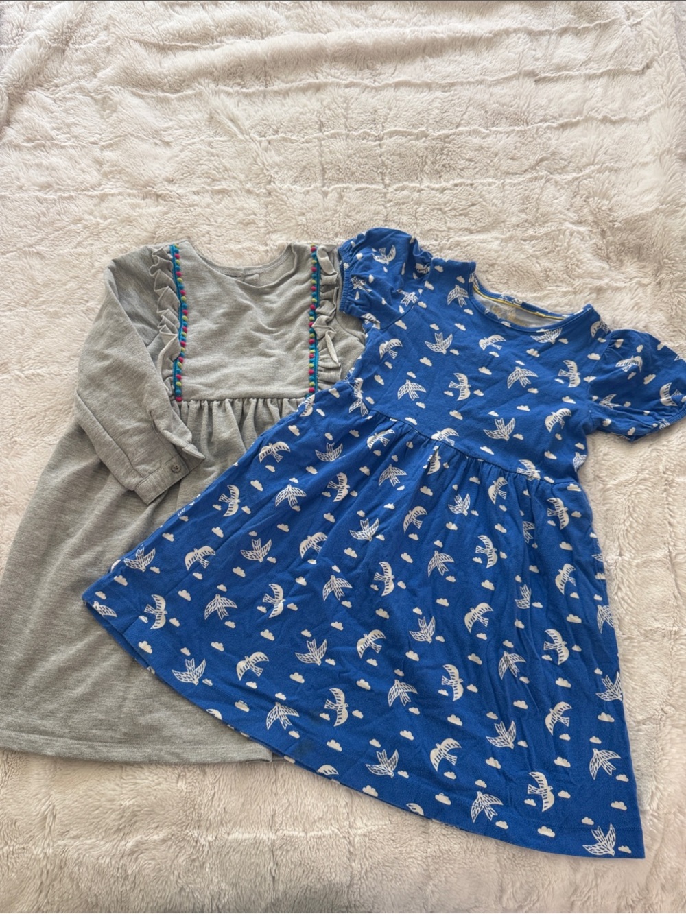 Mini Boden Blue Bird Print Short Sleeve Dress and Gray Long Sleeve Dress Set
